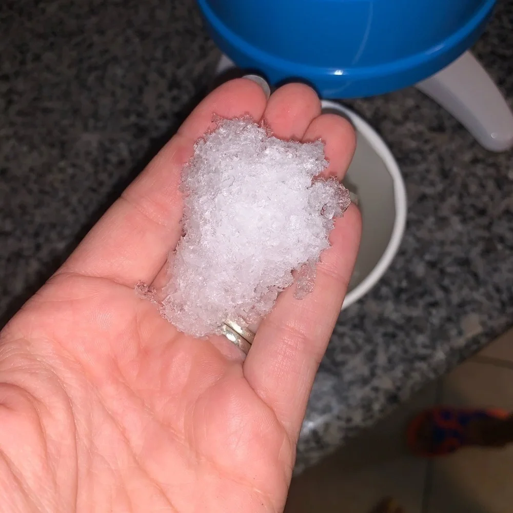 Miracle Ice Snow Cone Ice Shaver Kit NEW Snow Cone Maker ICEES Birthday Party